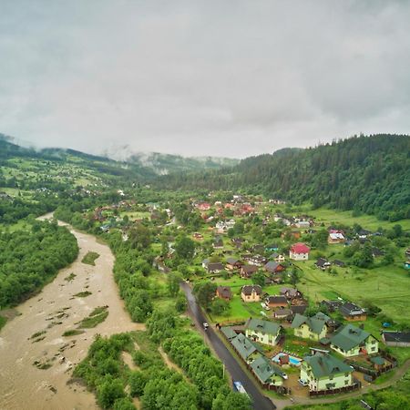 Emerald House Mykulychyn Dış mekan fotoğraf