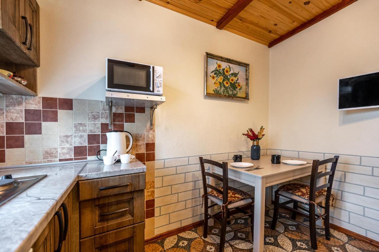 Emerald House Mykulychyn Dış mekan fotoğraf