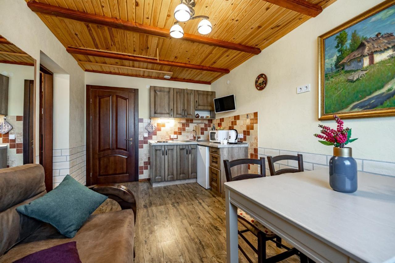 Emerald House Mykulychyn Dış mekan fotoğraf