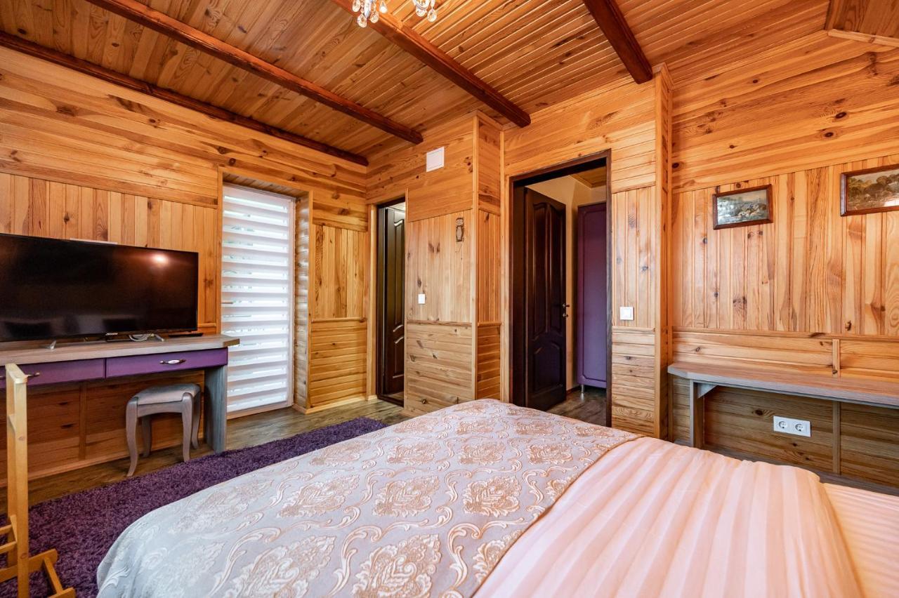Emerald House Mykulychyn Dış mekan fotoğraf