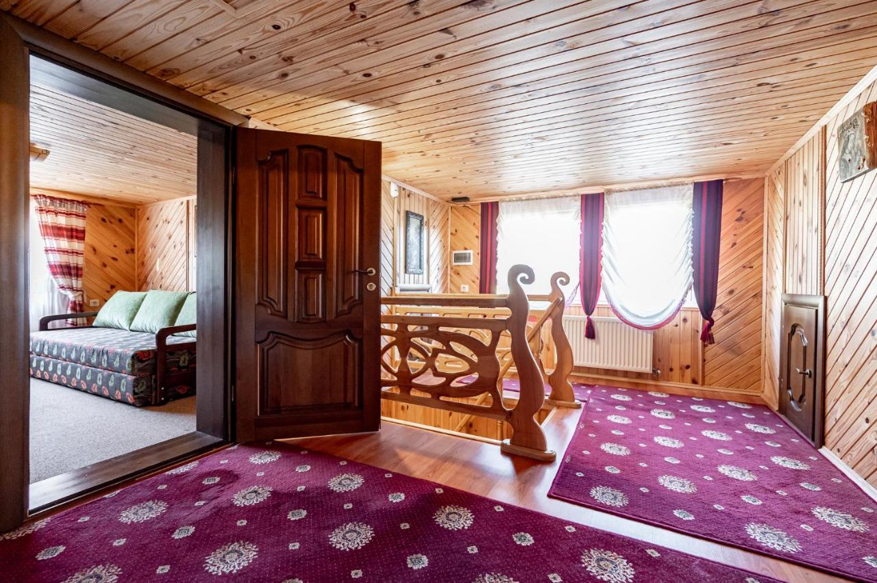 Emerald House Mykulychyn Dış mekan fotoğraf