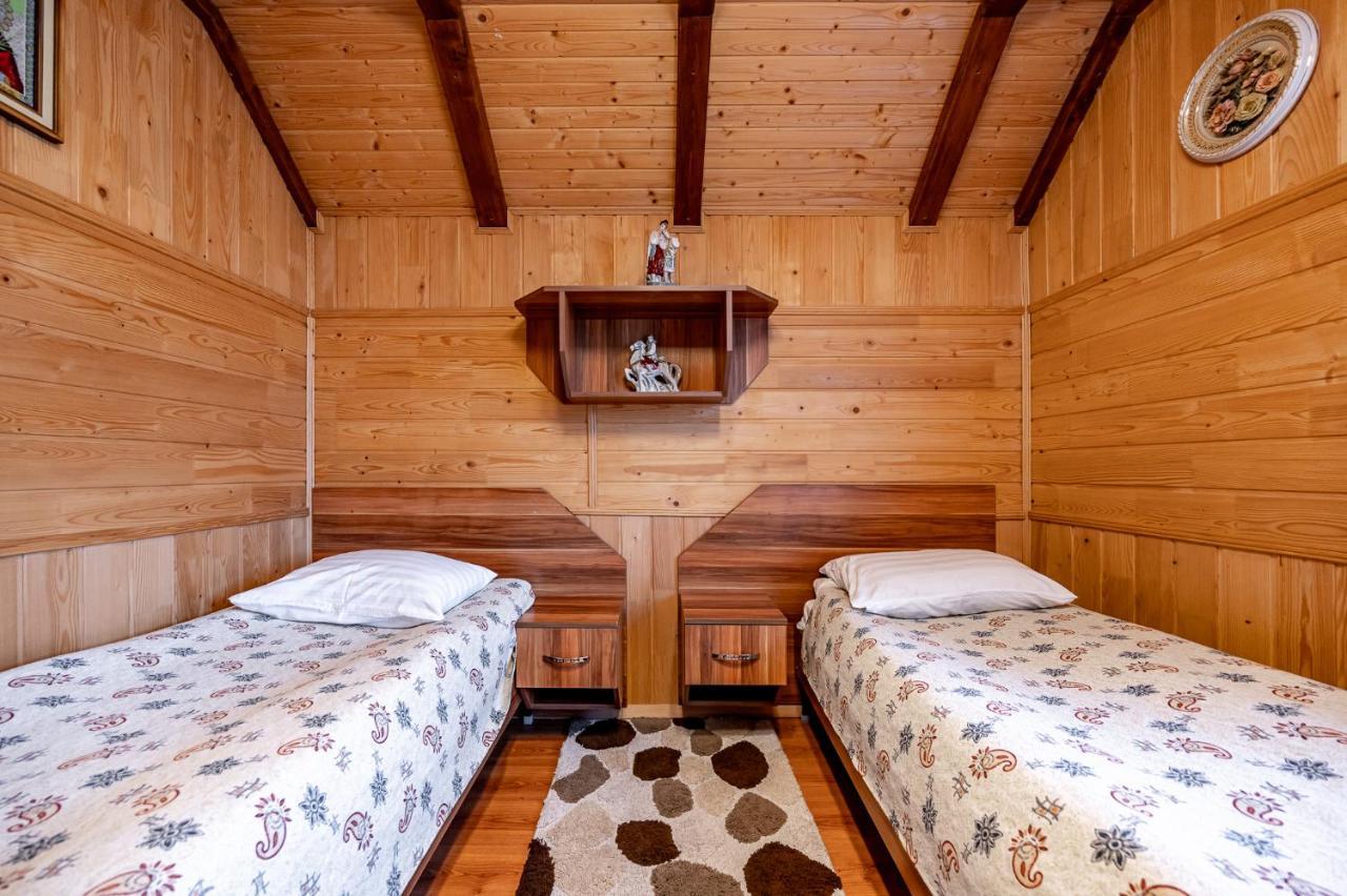 Emerald House Mykulychyn Dış mekan fotoğraf