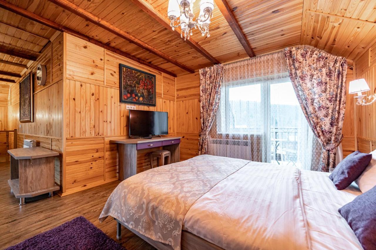 Emerald House Mykulychyn Dış mekan fotoğraf