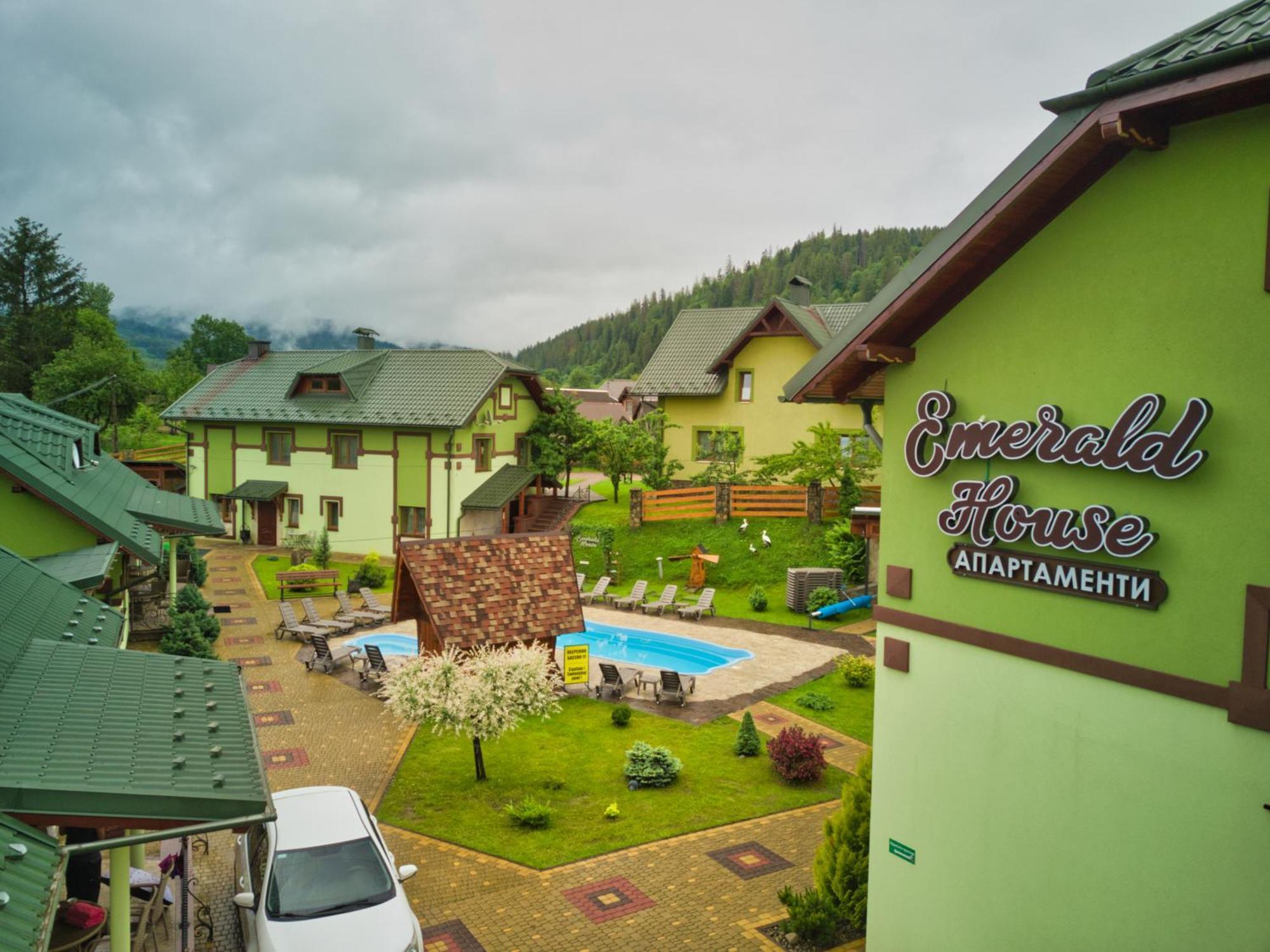 Emerald House Mykulychyn Dış mekan fotoğraf