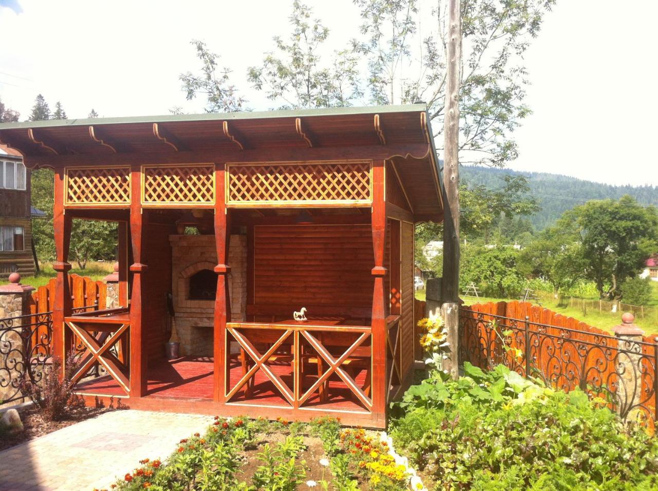 Emerald House Mykulychyn Dış mekan fotoğraf