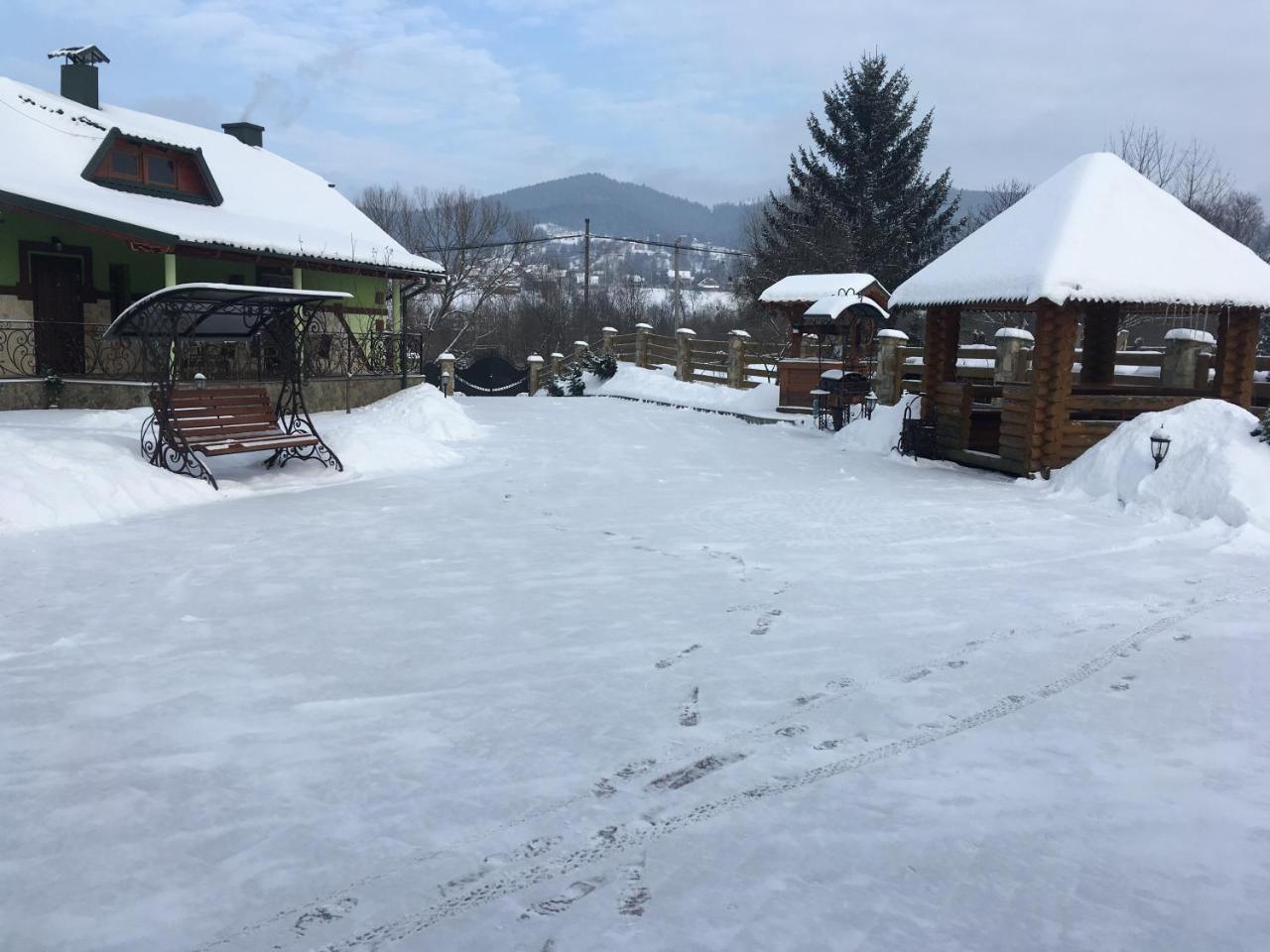 Emerald House Mykulychyn Dış mekan fotoğraf