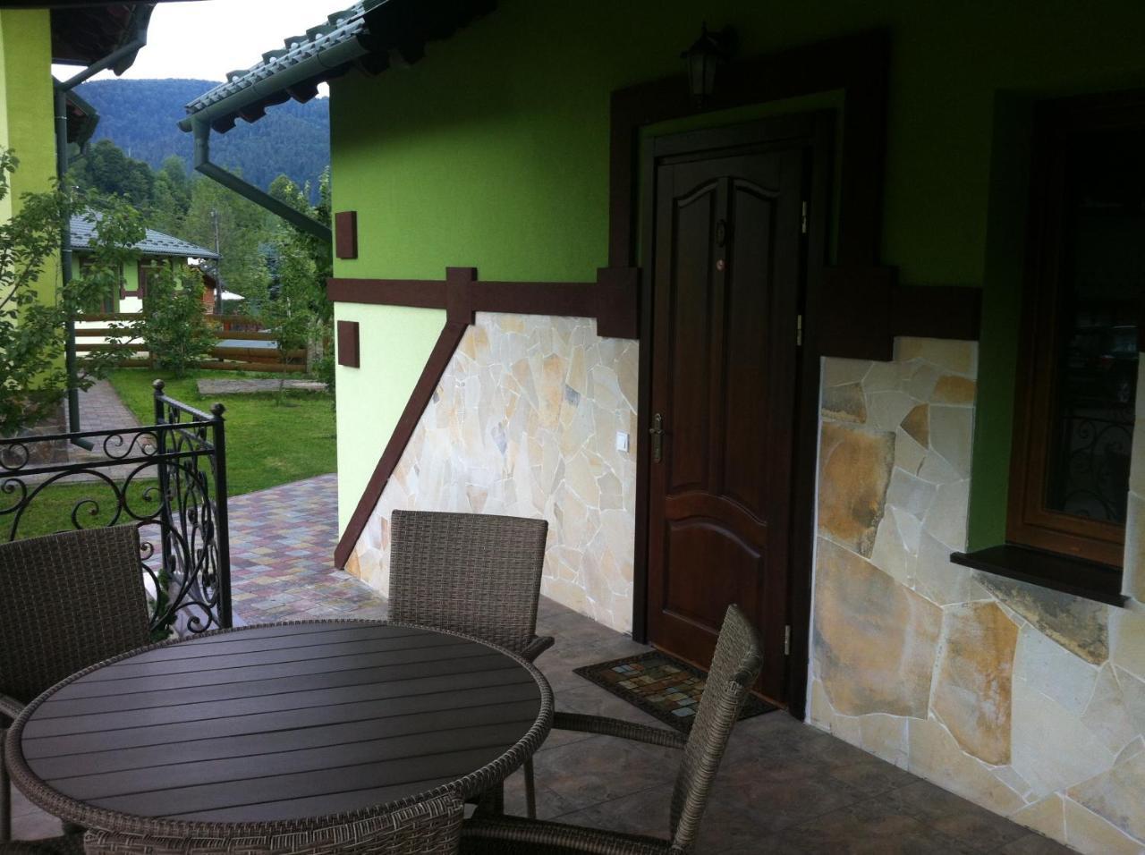 Emerald House Mykulychyn Dış mekan fotoğraf